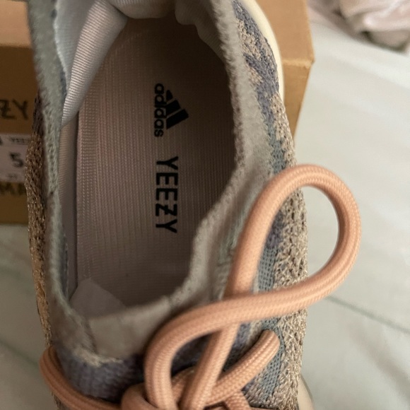 Yeezy 380 Mist - Picture 3 of 4